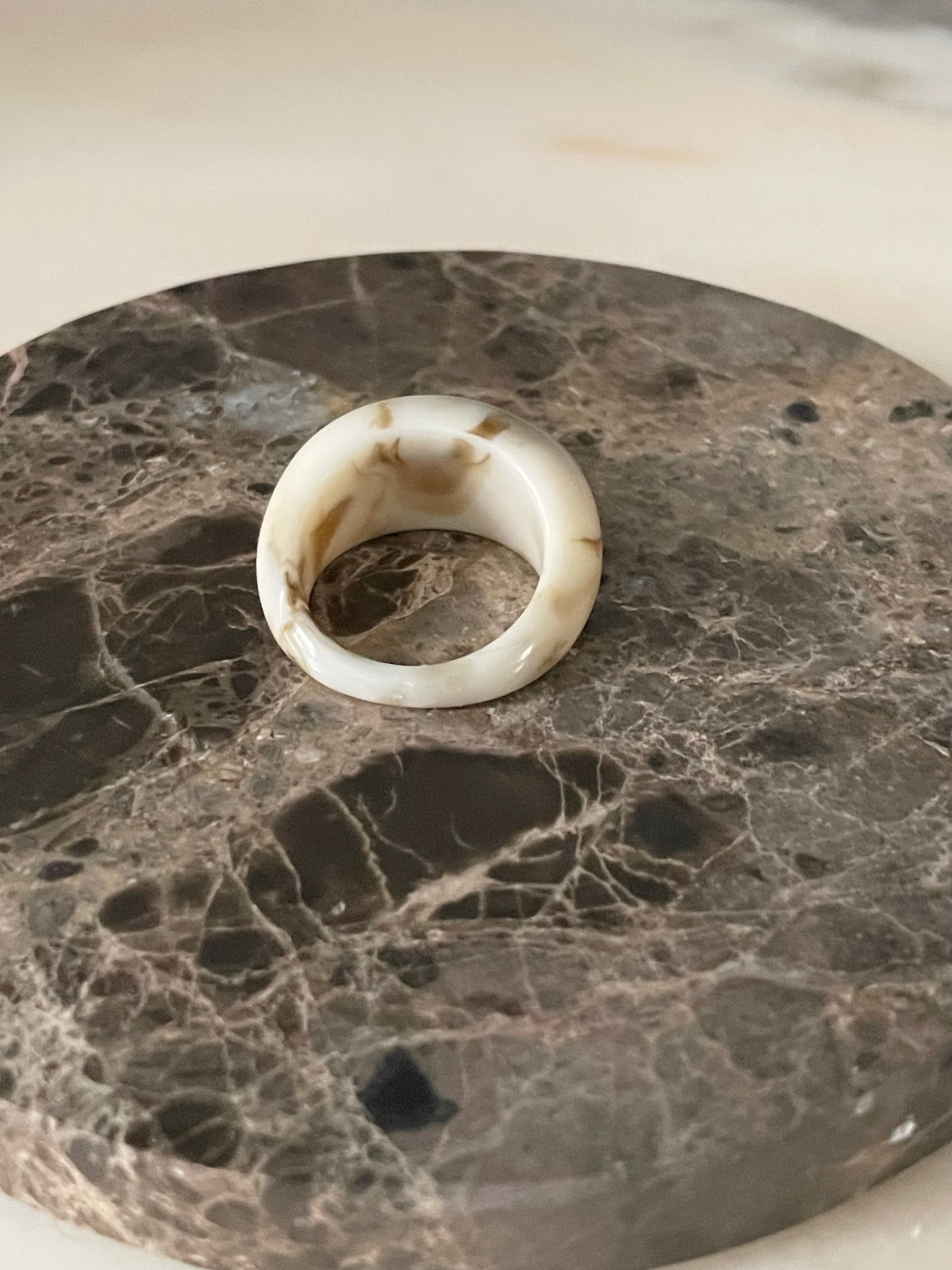 Baba ring white