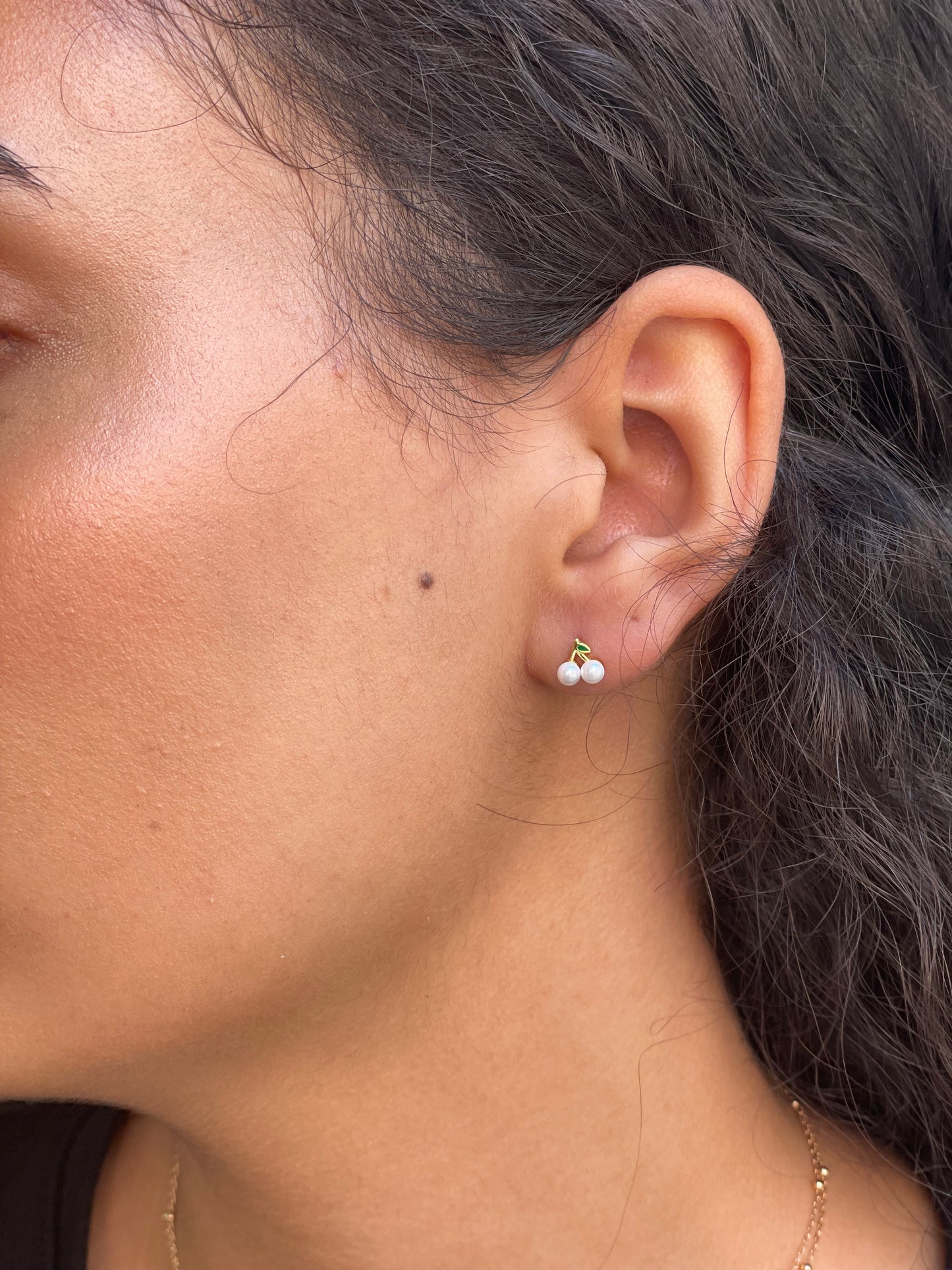 Cerise Studs Silver