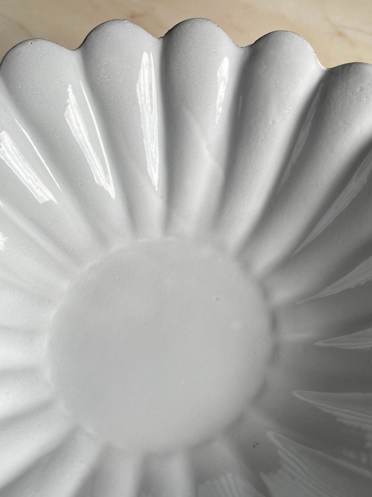 Marguerite large fruit bowl