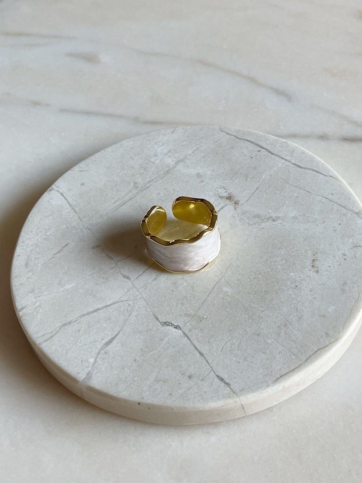 Aquarelle Ring White
