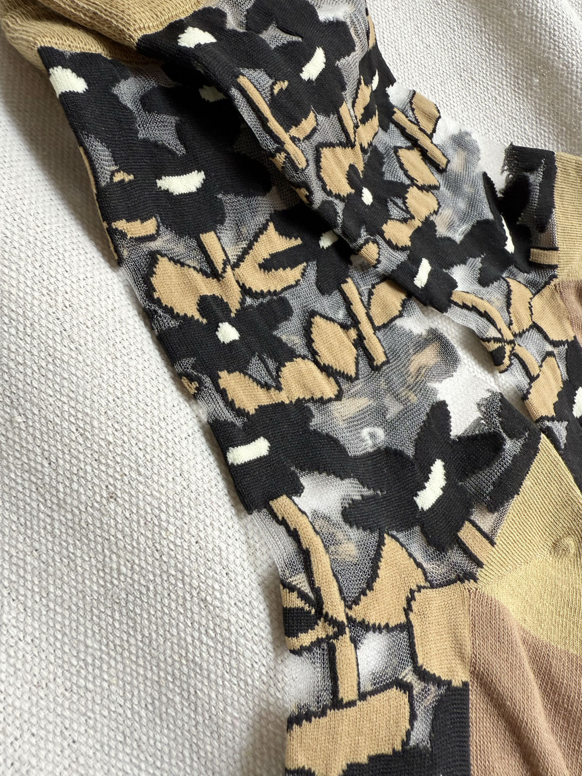 Jacquard Mesh Socks Noir Bloom