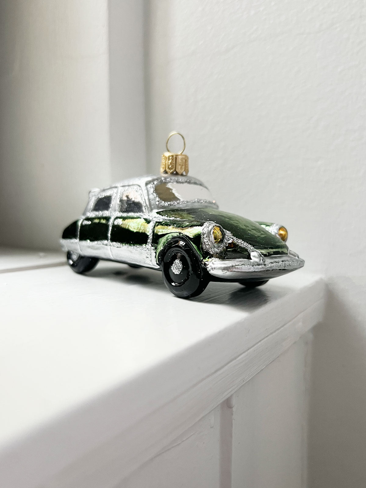 Vintage Green Citroen DS Car Ornament