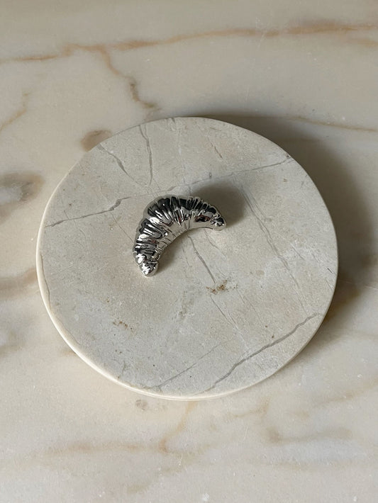 Croissant brooch silver