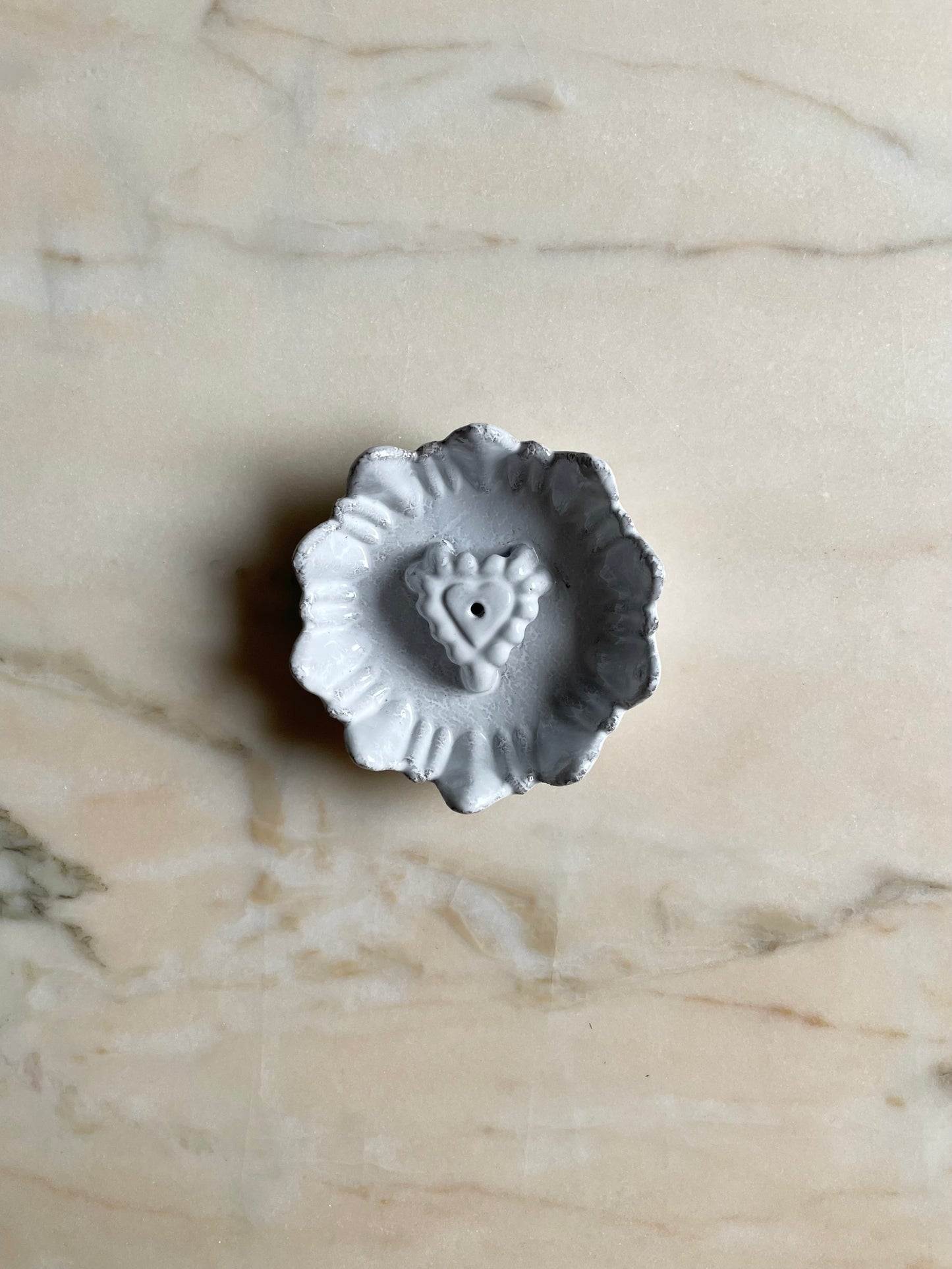 Amour incense holder