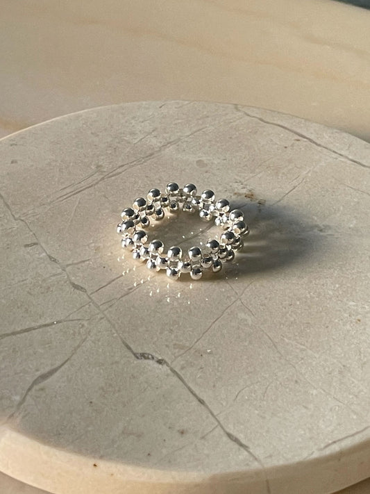Ellis Ring