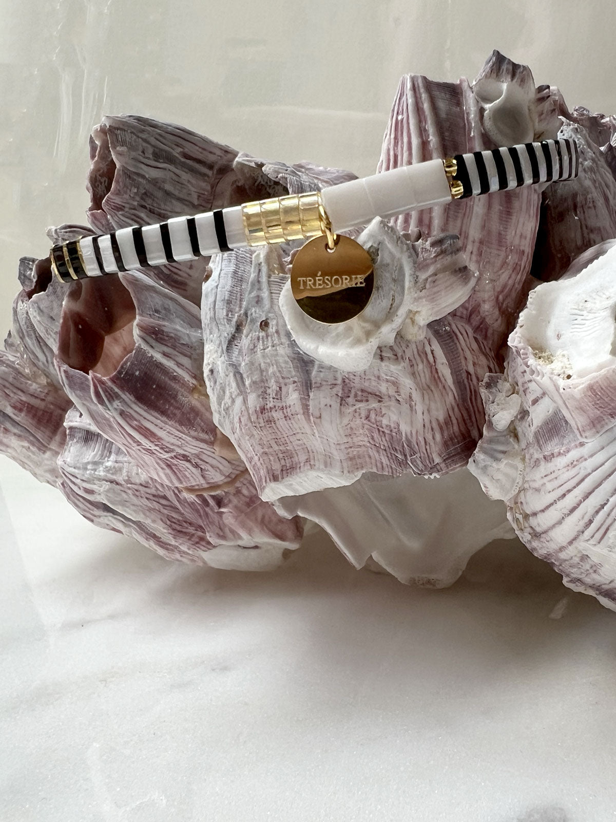 Glass tile bracelet white-black-gold