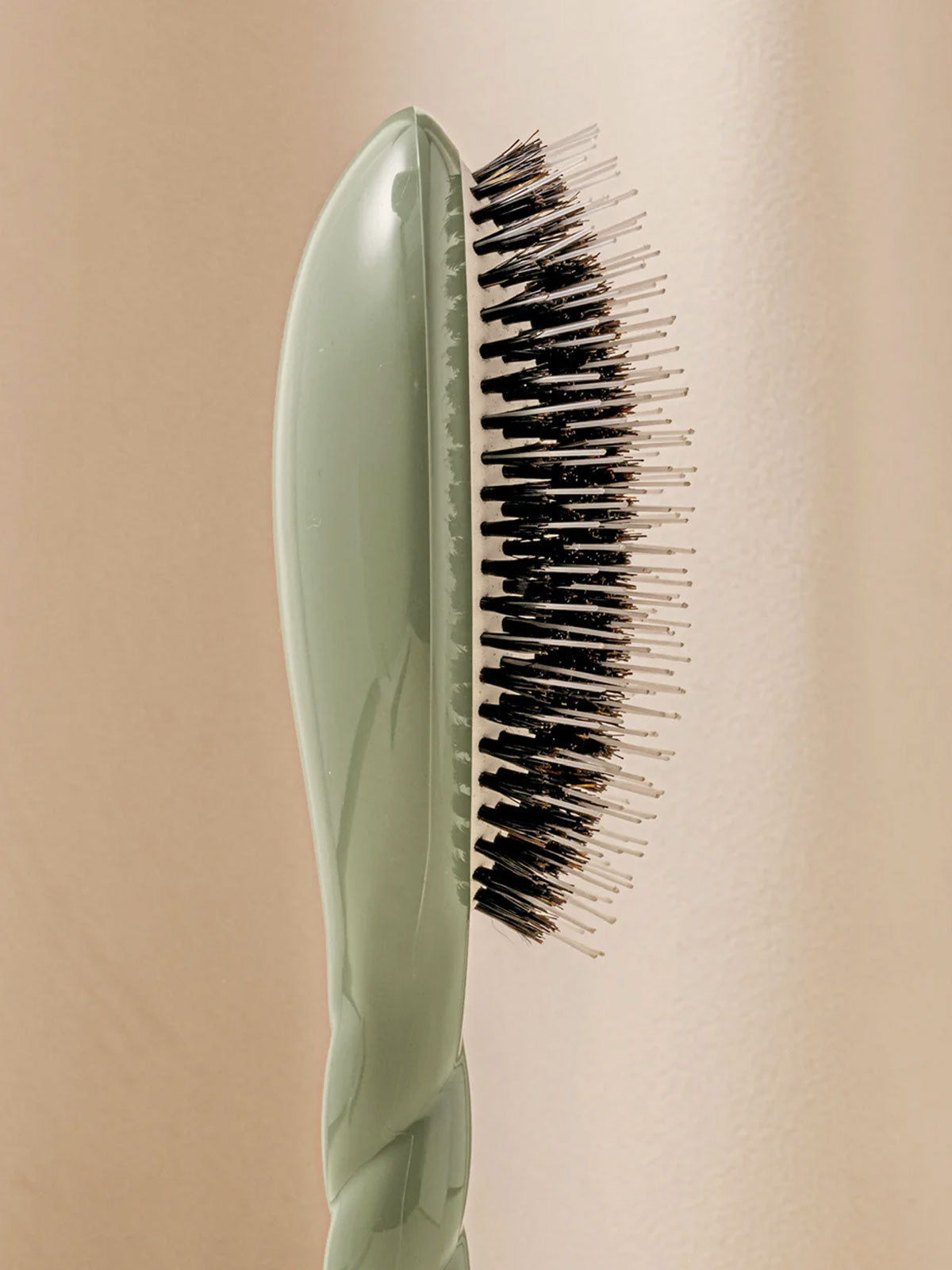 LA BONNE BROSSE Hair Brush No 2