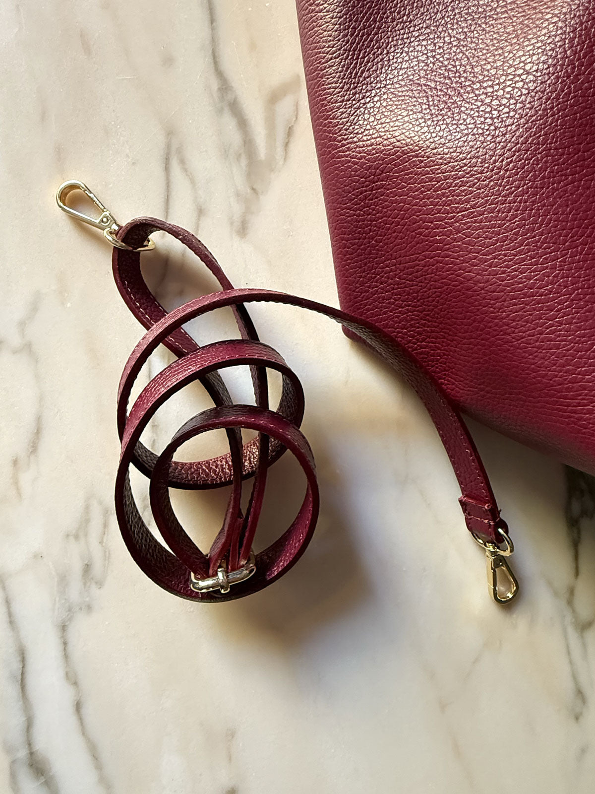 Vera Leather Shoulder Bag Chianti