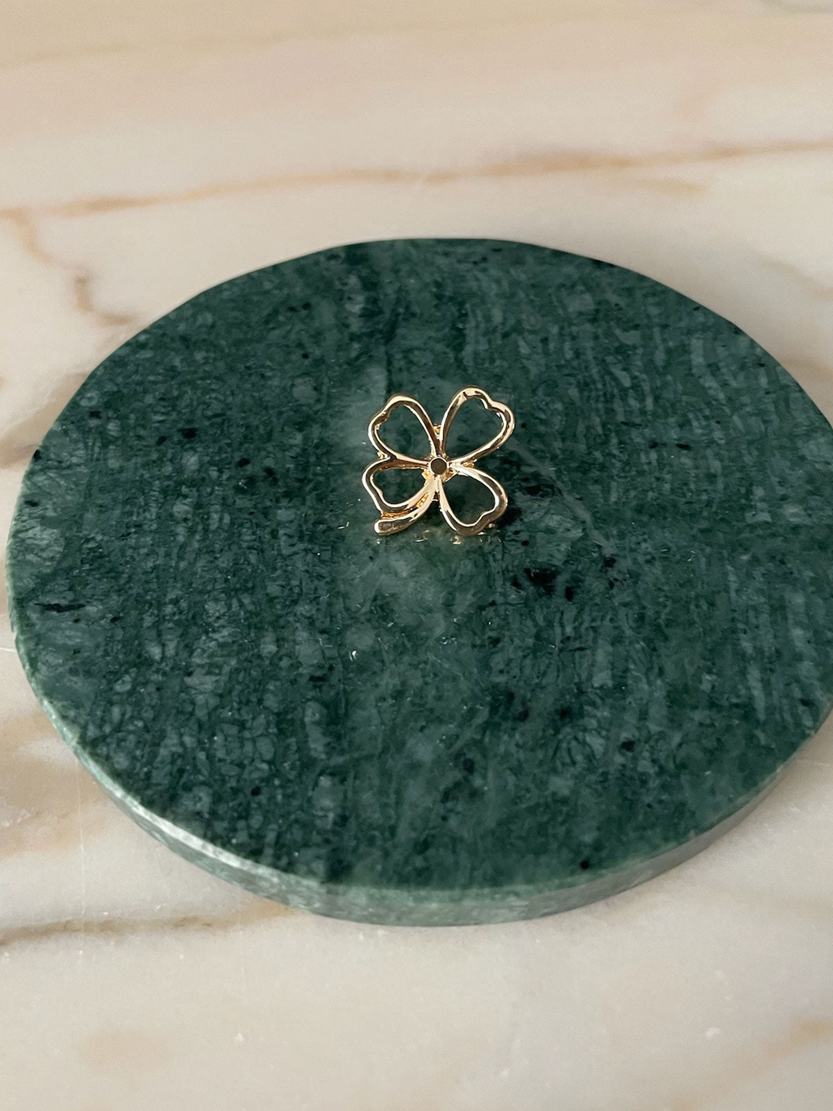 Clover pin brooch