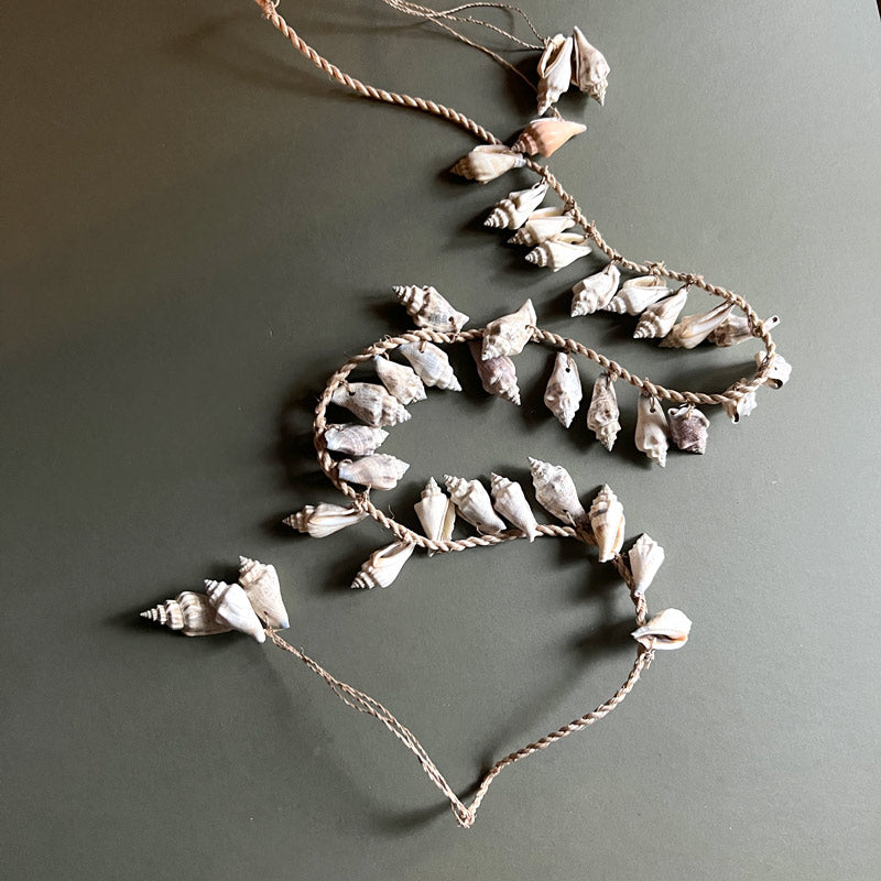 Shell Garland Spiral