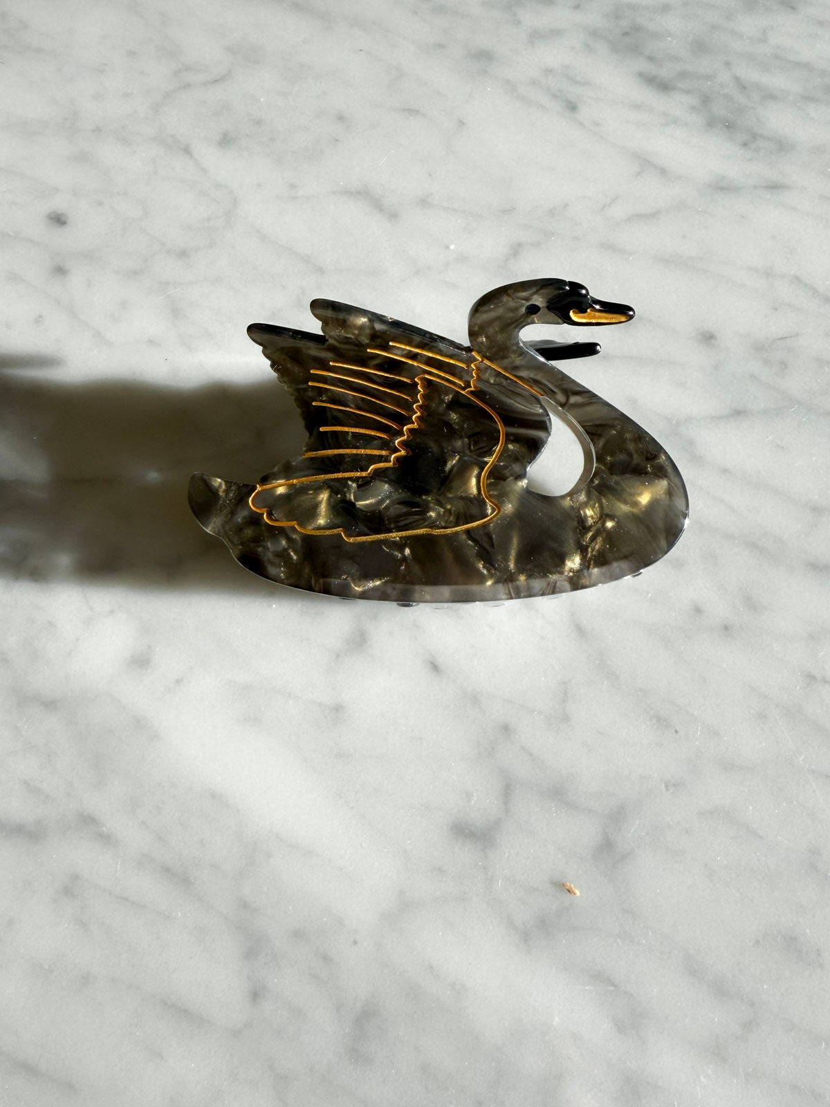 Swan Acetate Hair Claw