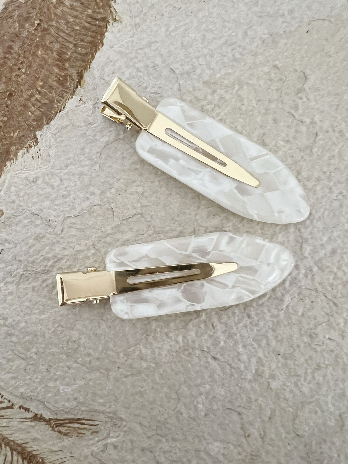 Wave Mosaic Clip Ivory