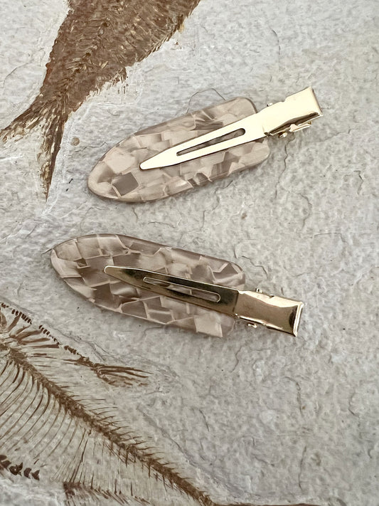 Wave Mosaic Clip Brown