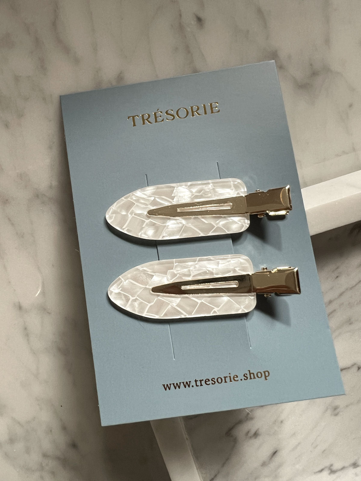 Wave Mosaic Clip Ivory