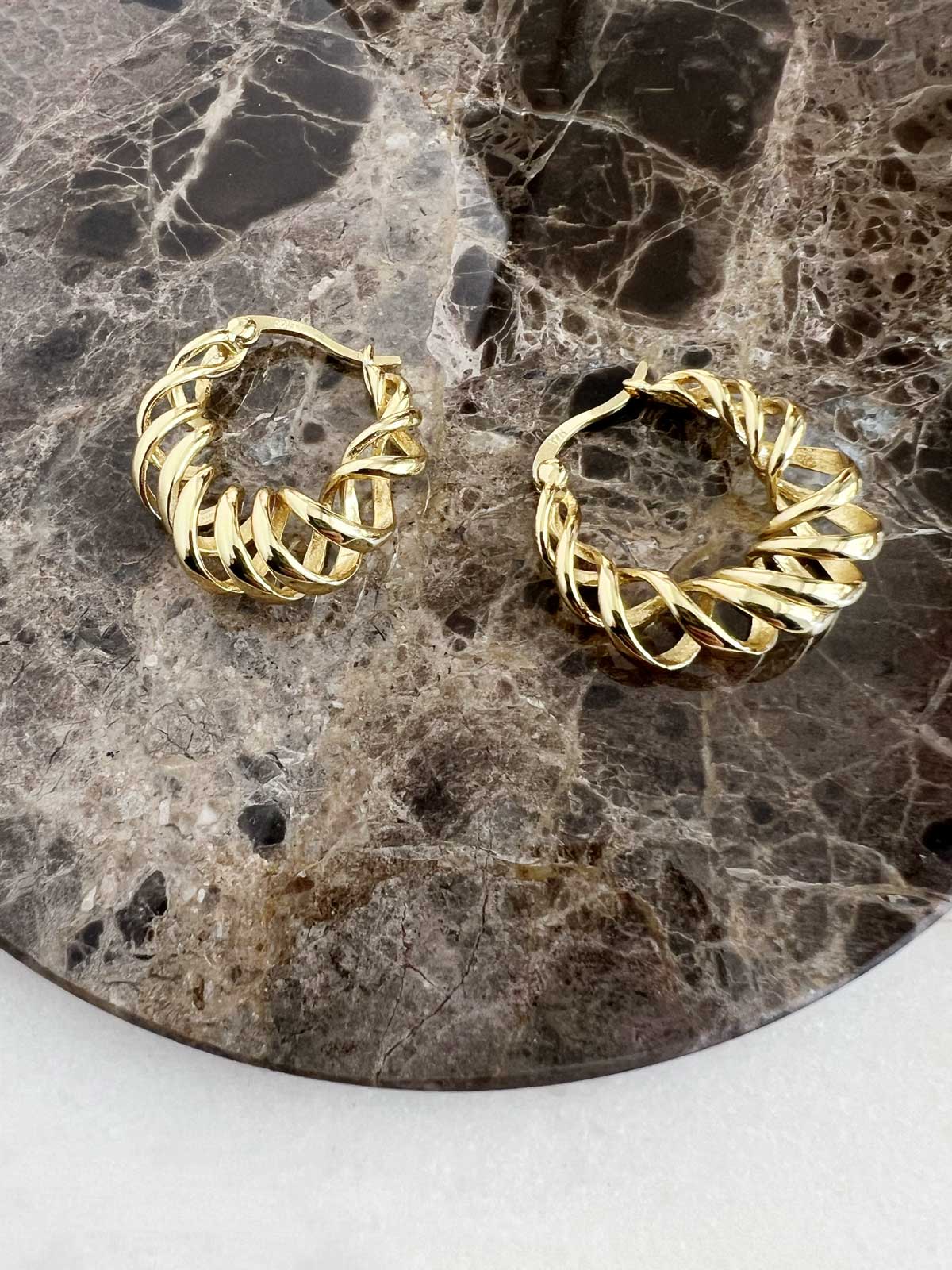 Whisk hoop gold