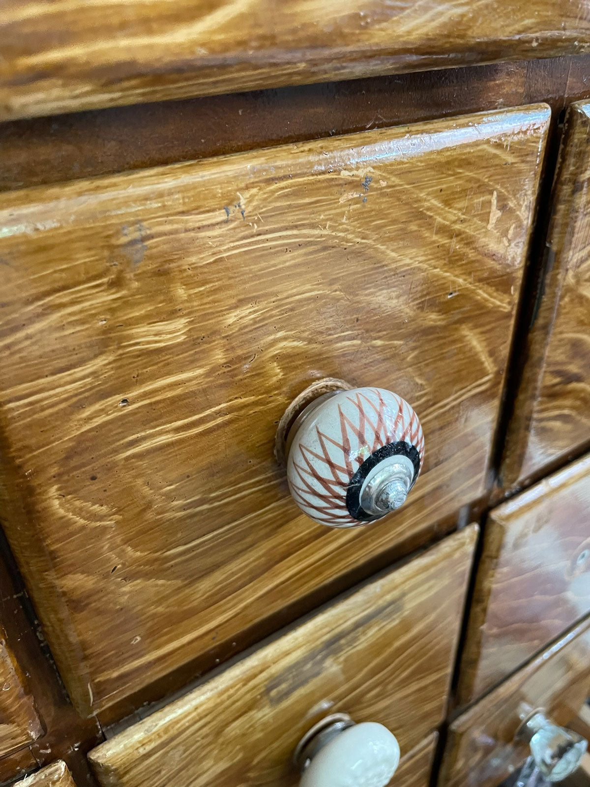 Ceramic Knob brown strokes