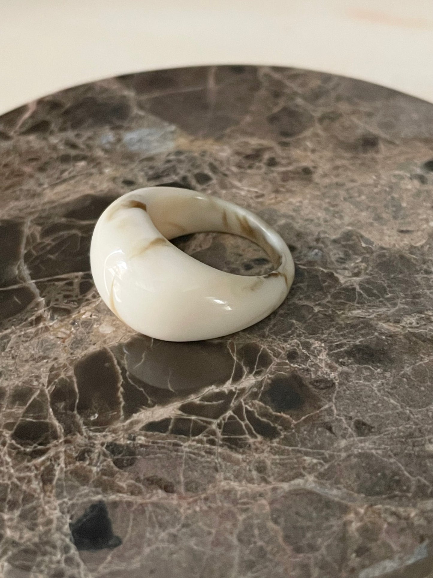 Baba ring white