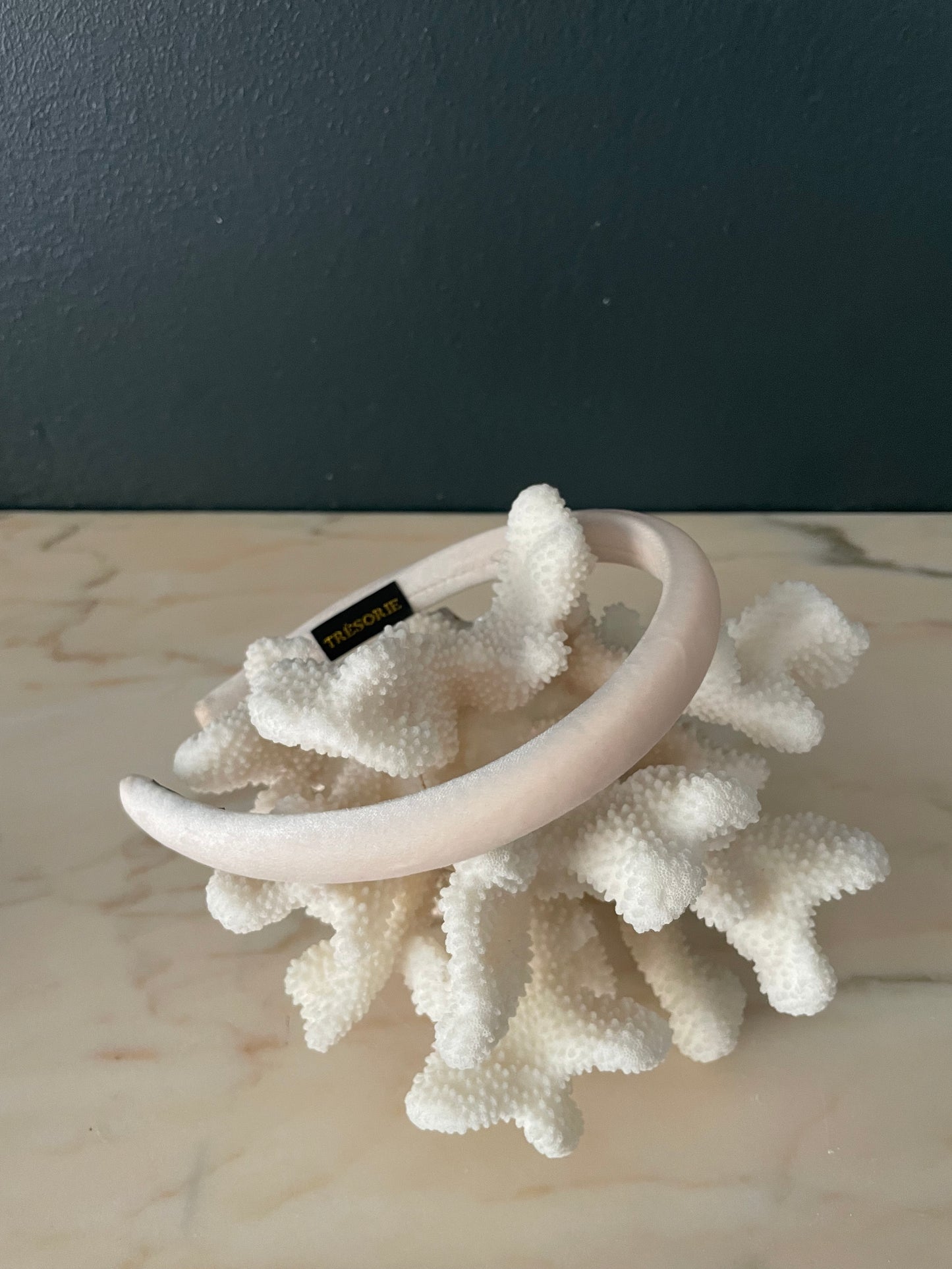 Velvet headband white