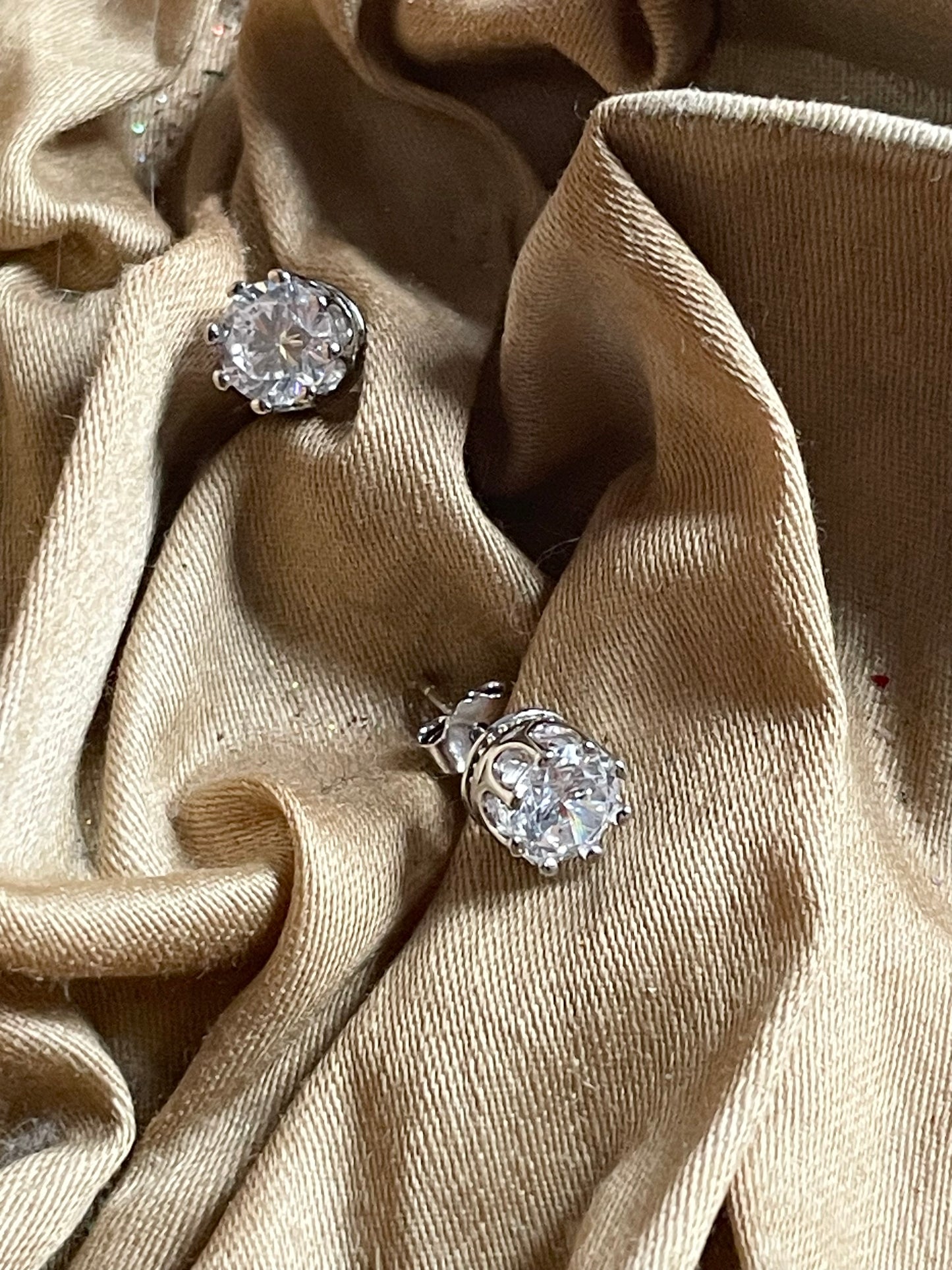 Nest earring
