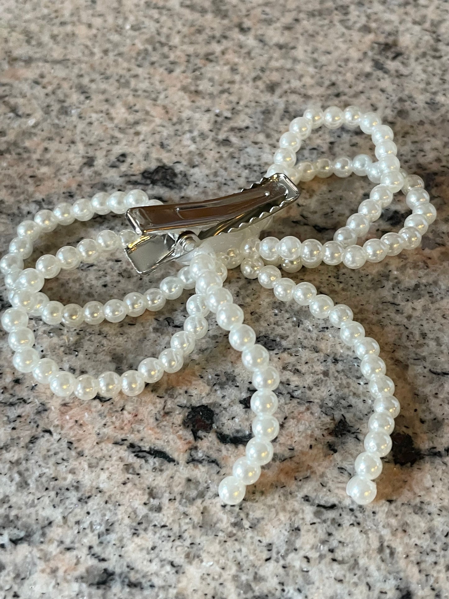 Pearly Bow hair clip