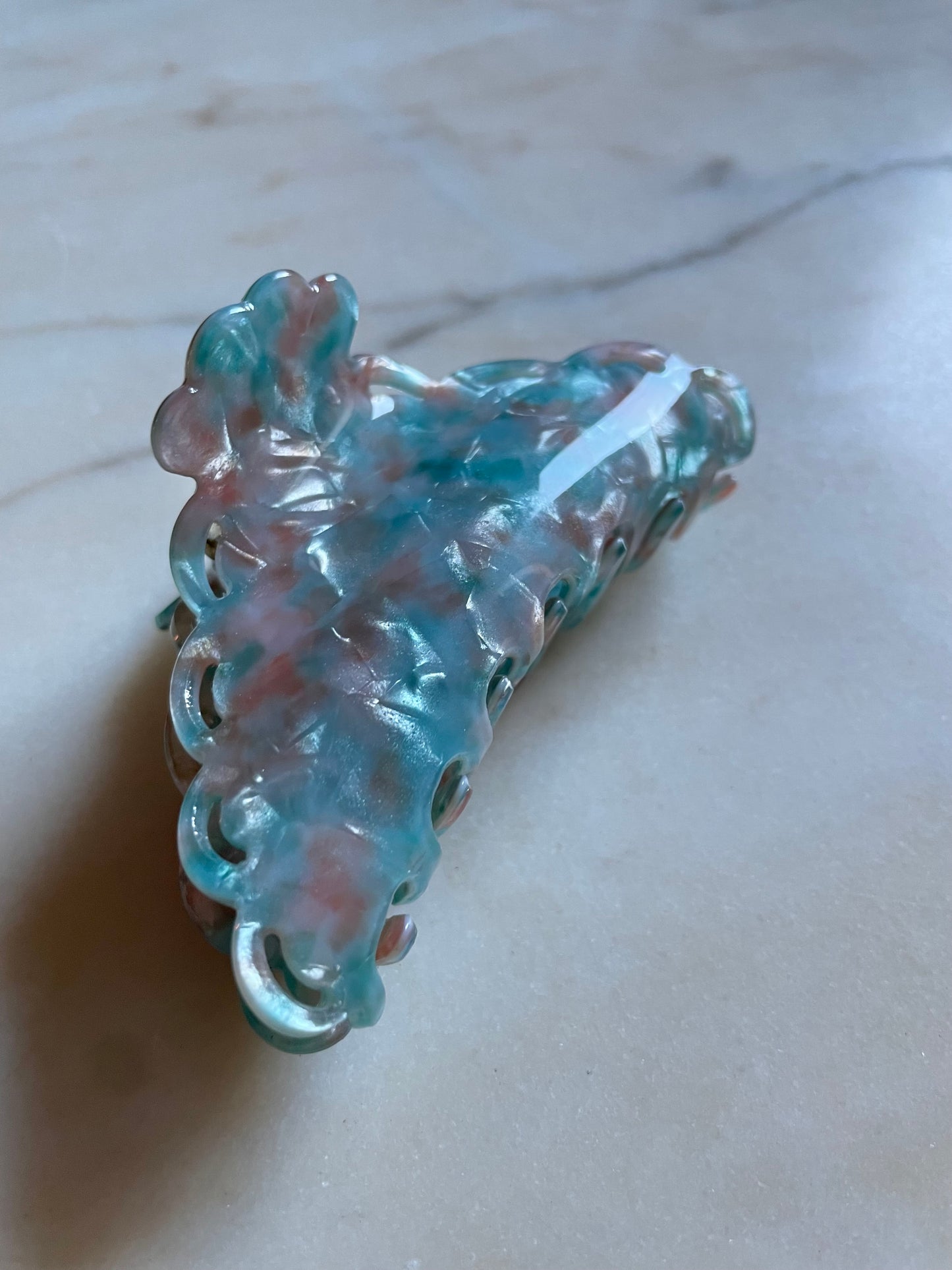 Coco hair claw multipastel