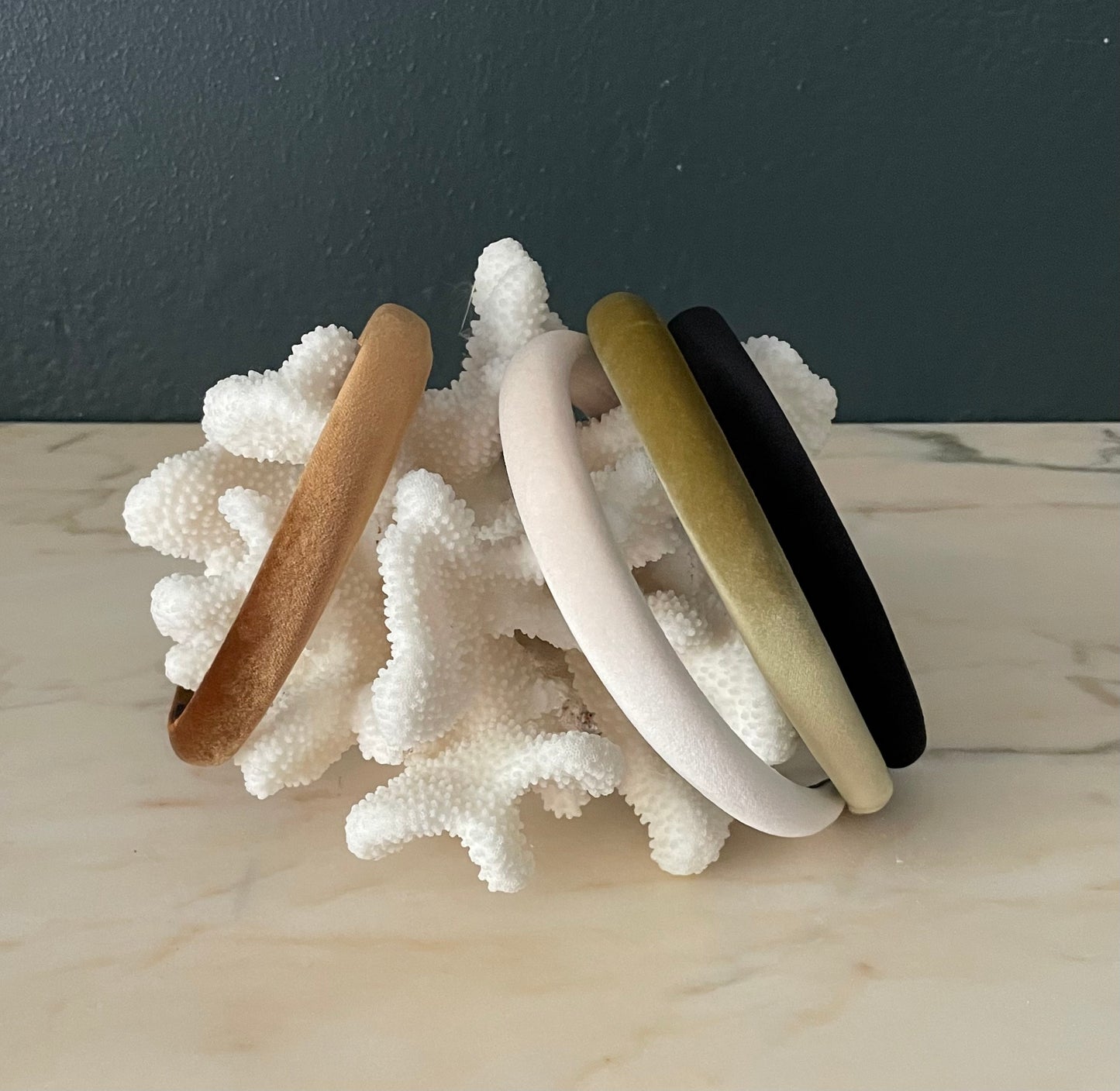 Velvet headband white