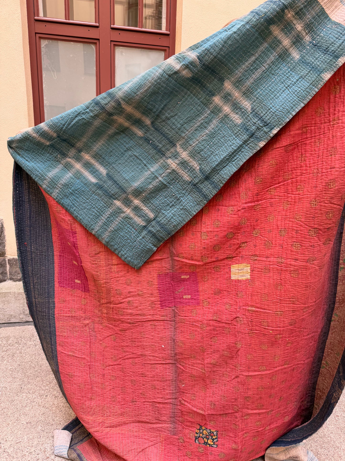 Kantha Quilt red / turqoise