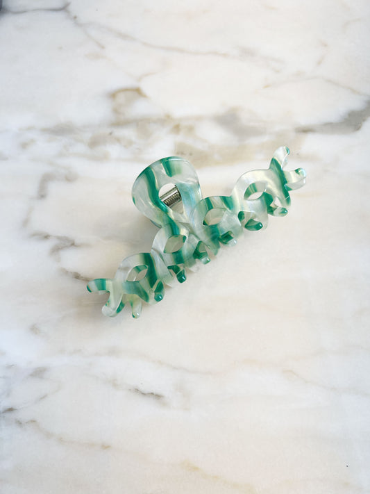 Aria hair claw green