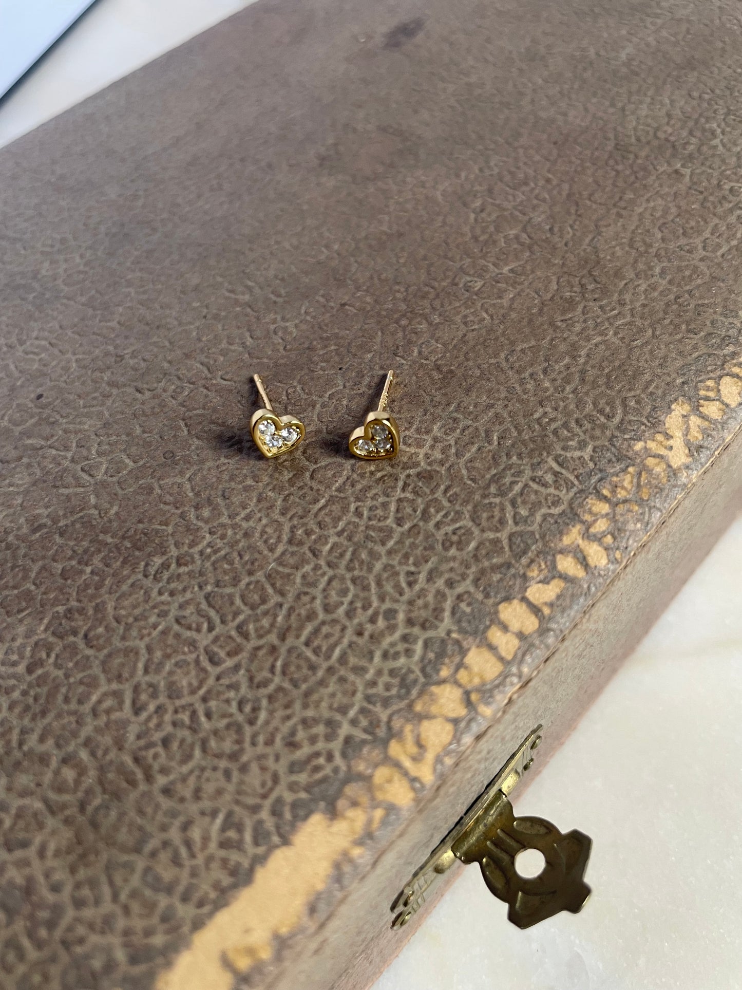 Sparkling Heart earring