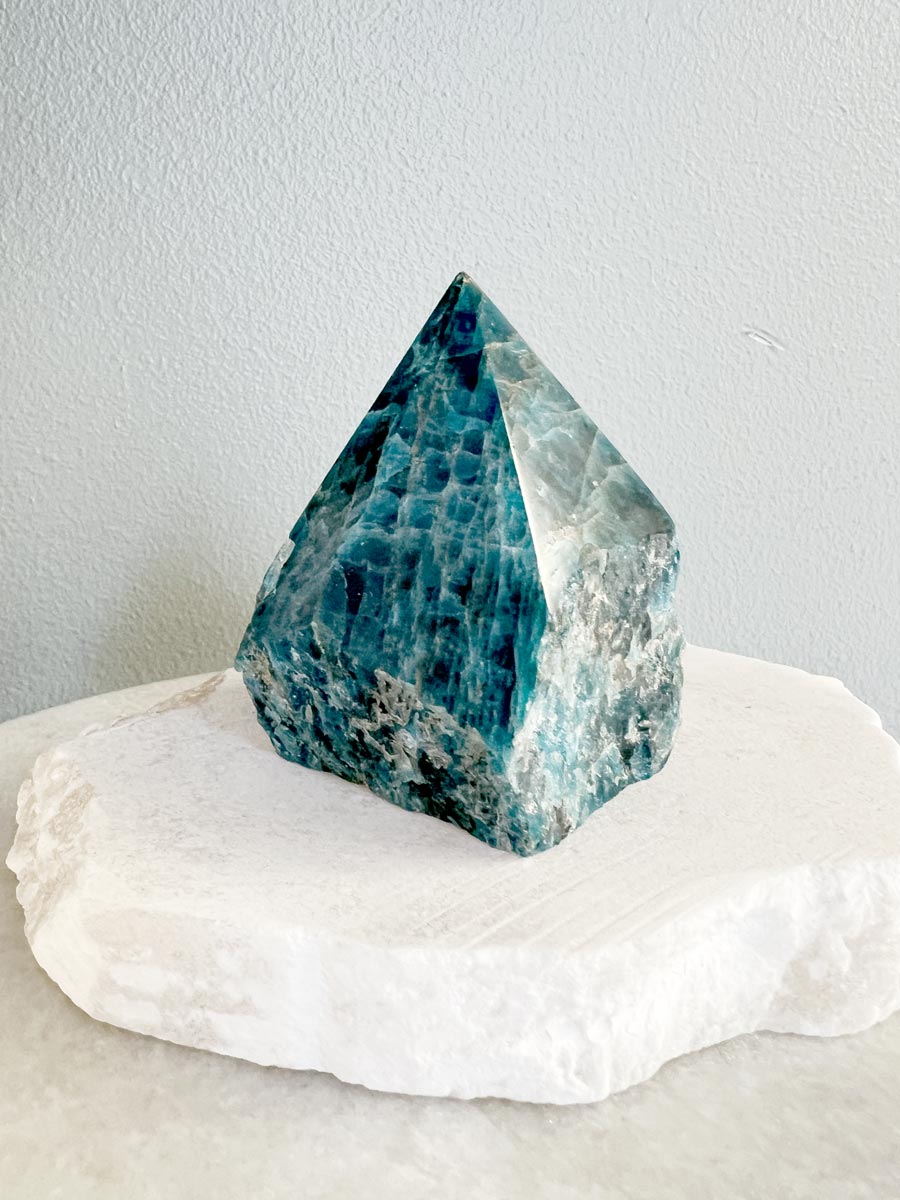 Blue apatite raw point