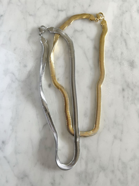 Boa snake necklace gold