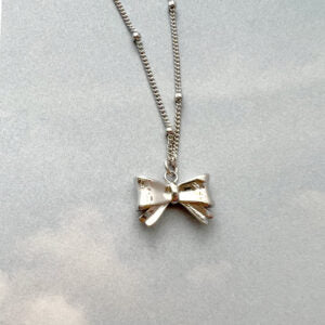 Bow necklace silver