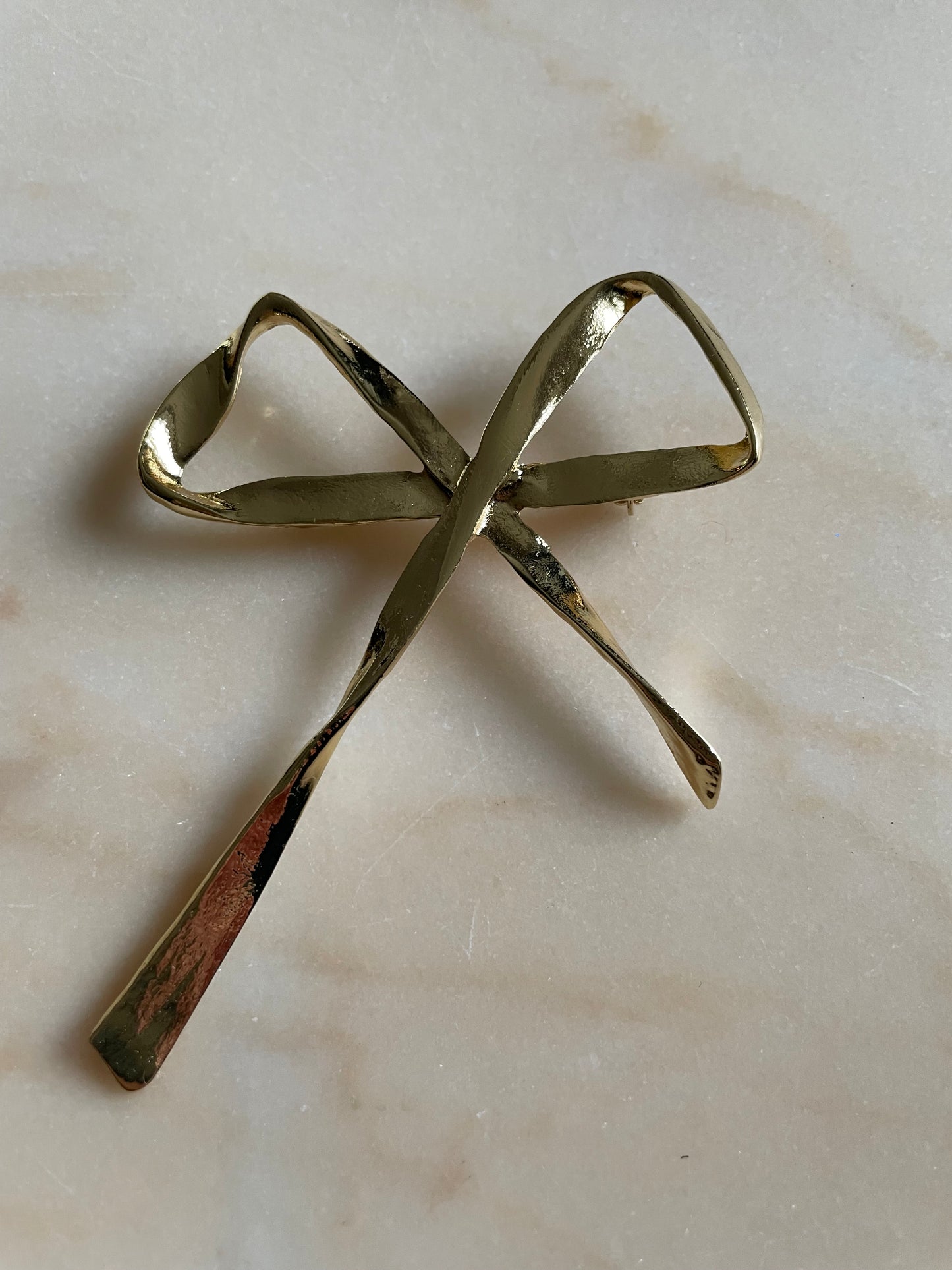 Ribbon Bow Brooch gold