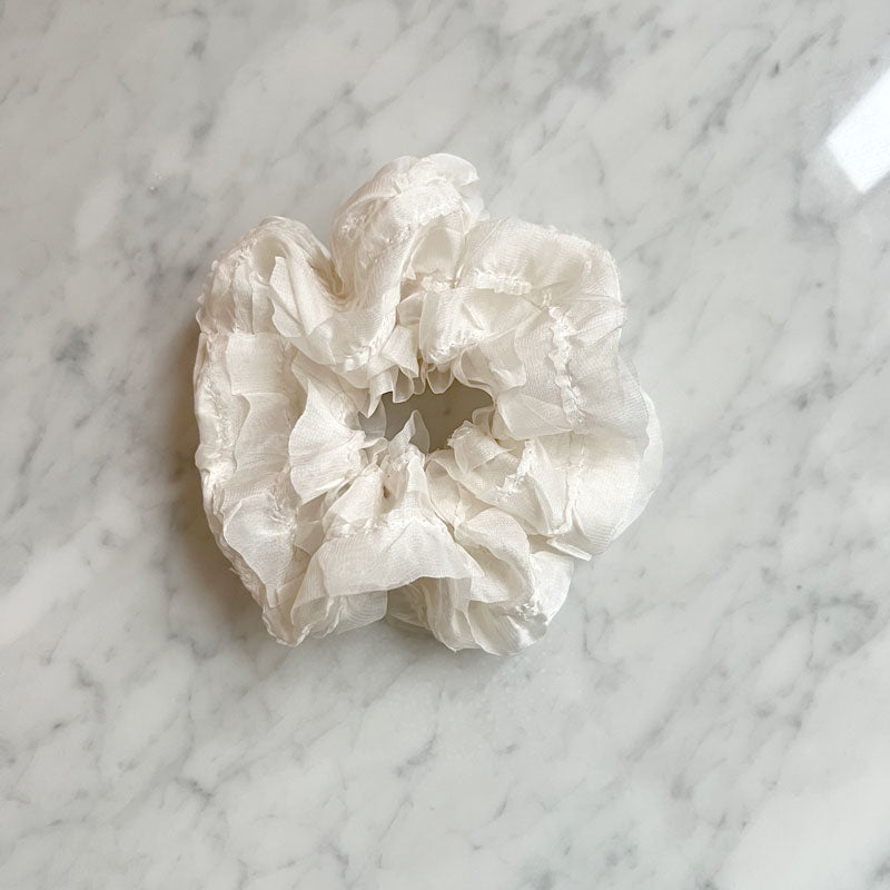 Scrunchie cotton candy white