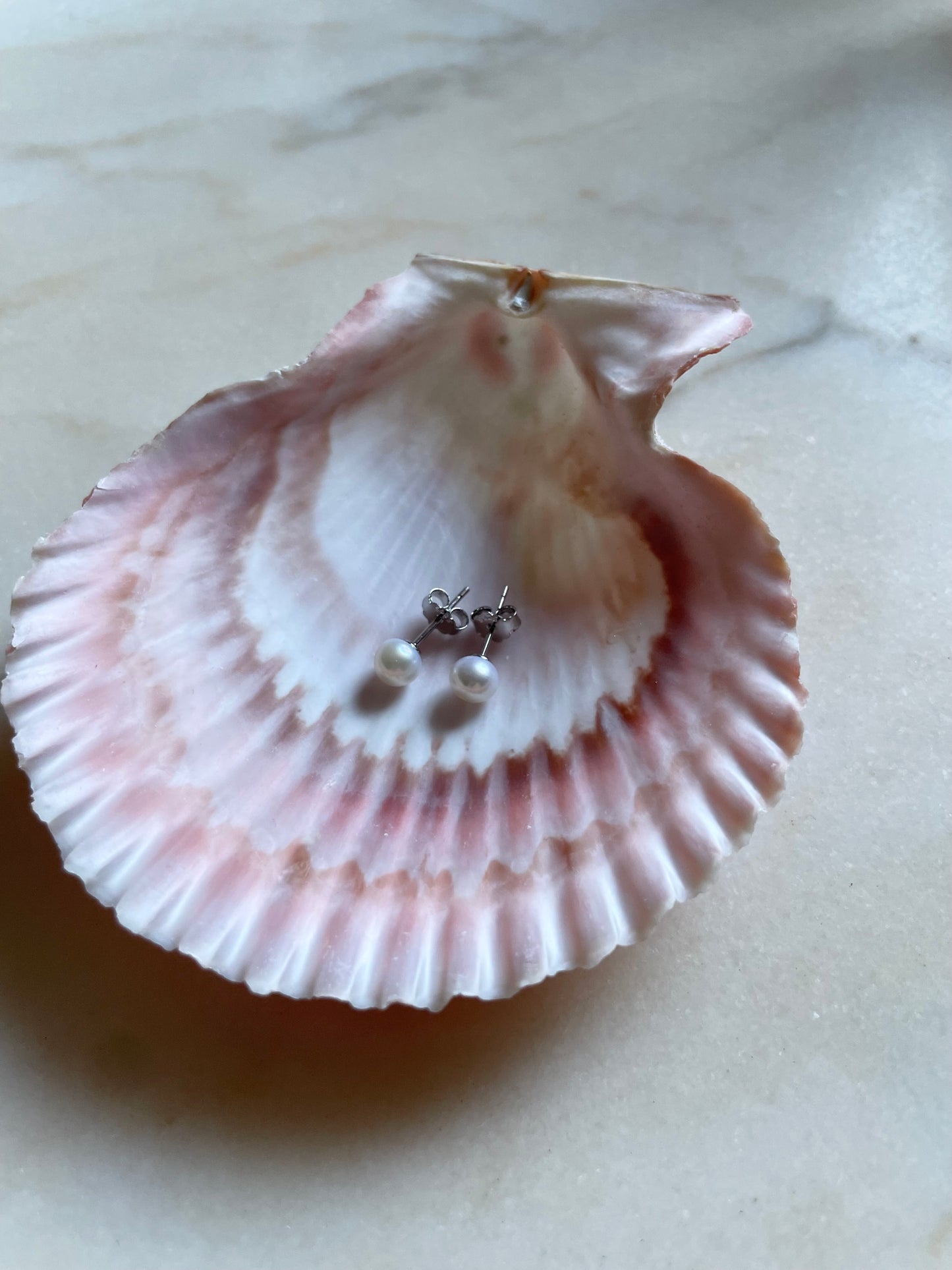 Pearl stud 5 mm silver