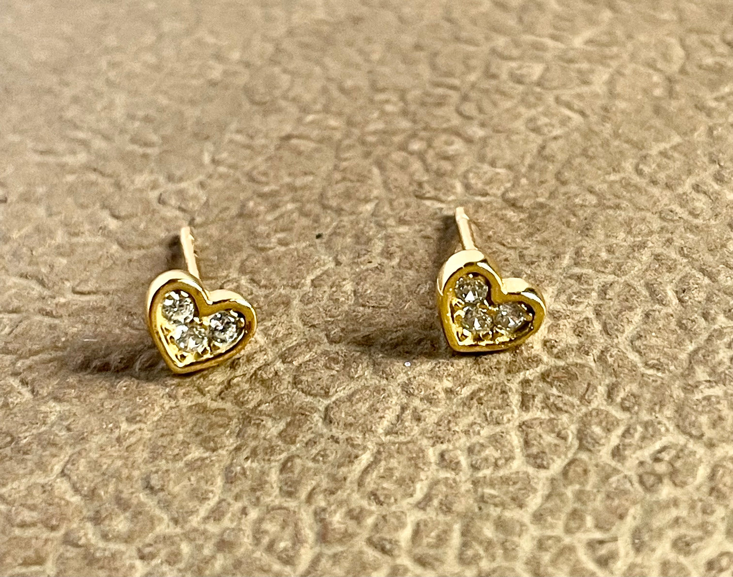 Sparkling Heart earring