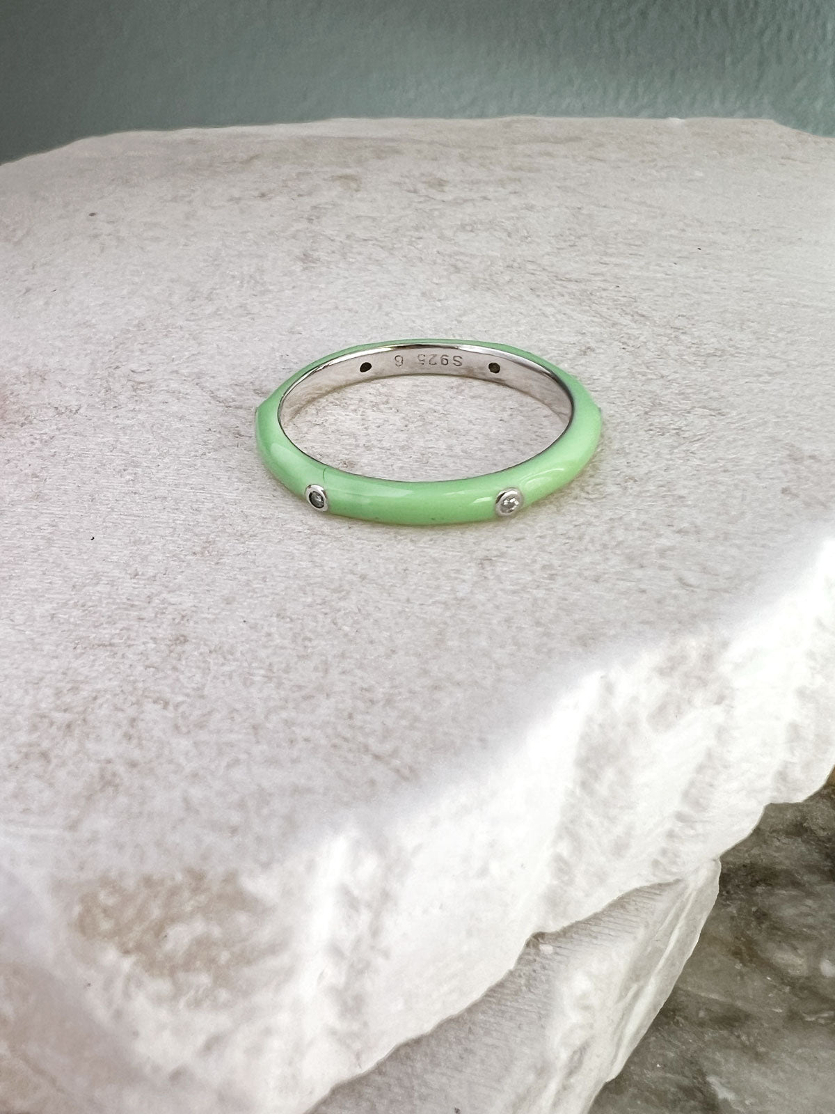 Enamel Ring Green