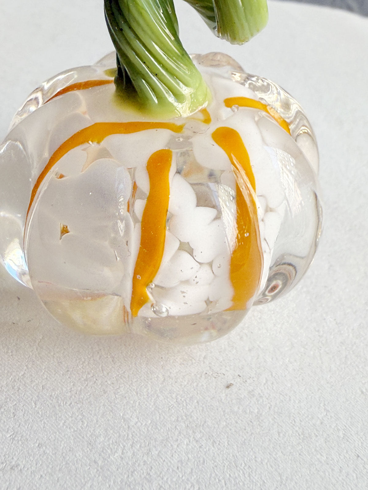 Mini glass pumpkin White