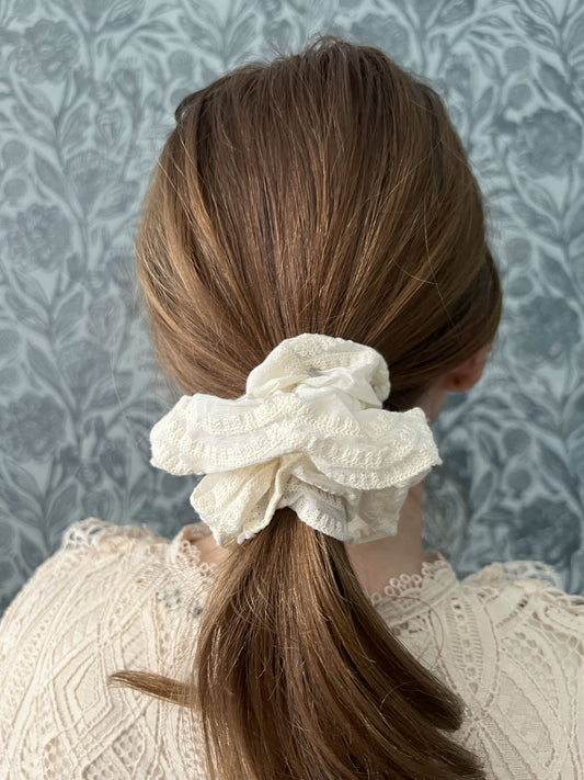 Heidi lace scrunchie