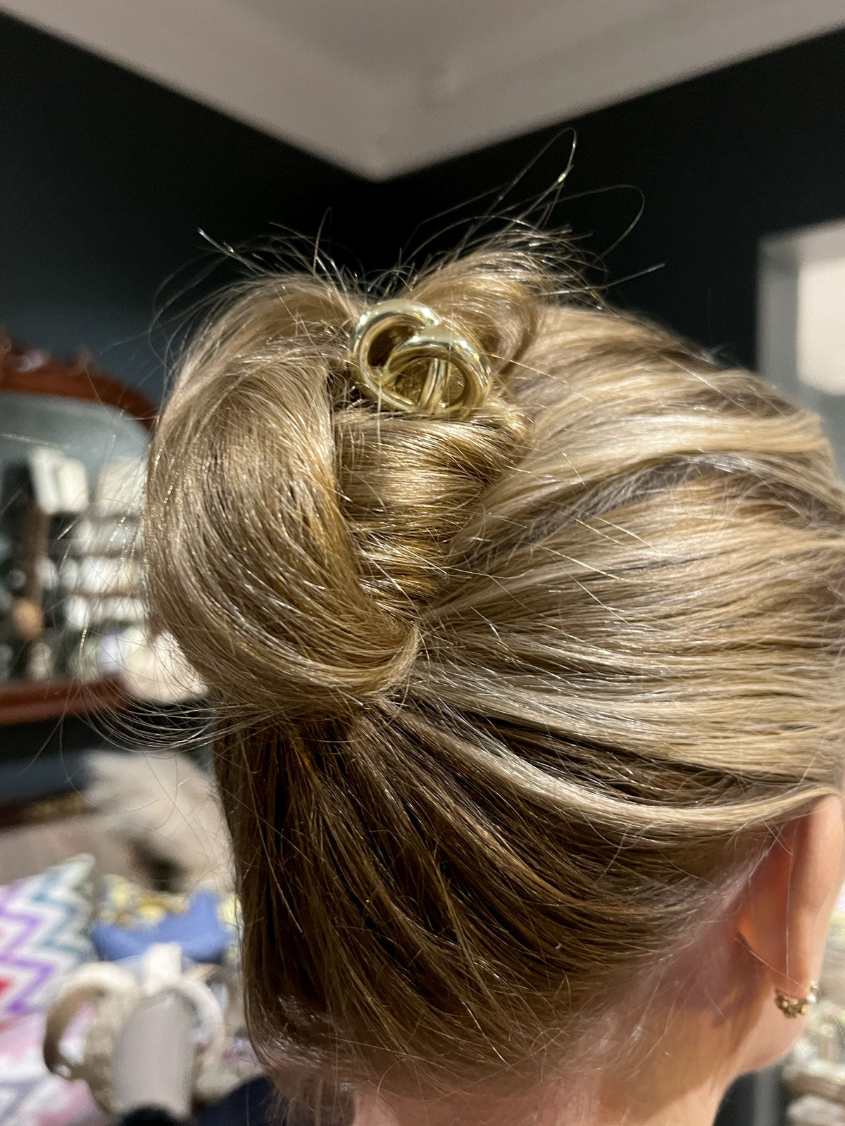 Knot hair pin gold