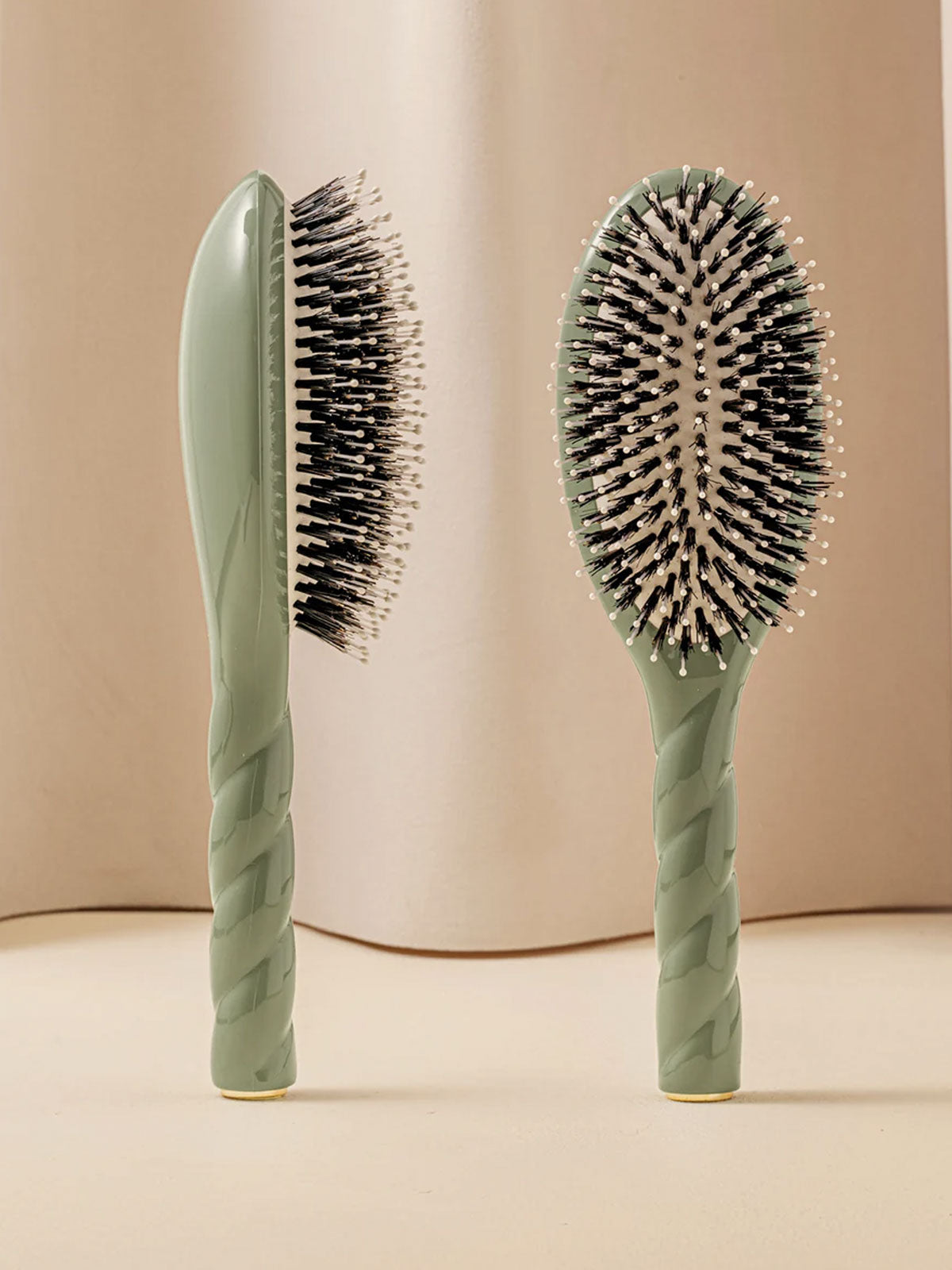LA BONNE BROSSE Hair Brush No 3