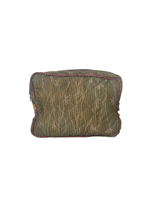 Lila Wash Bag Green