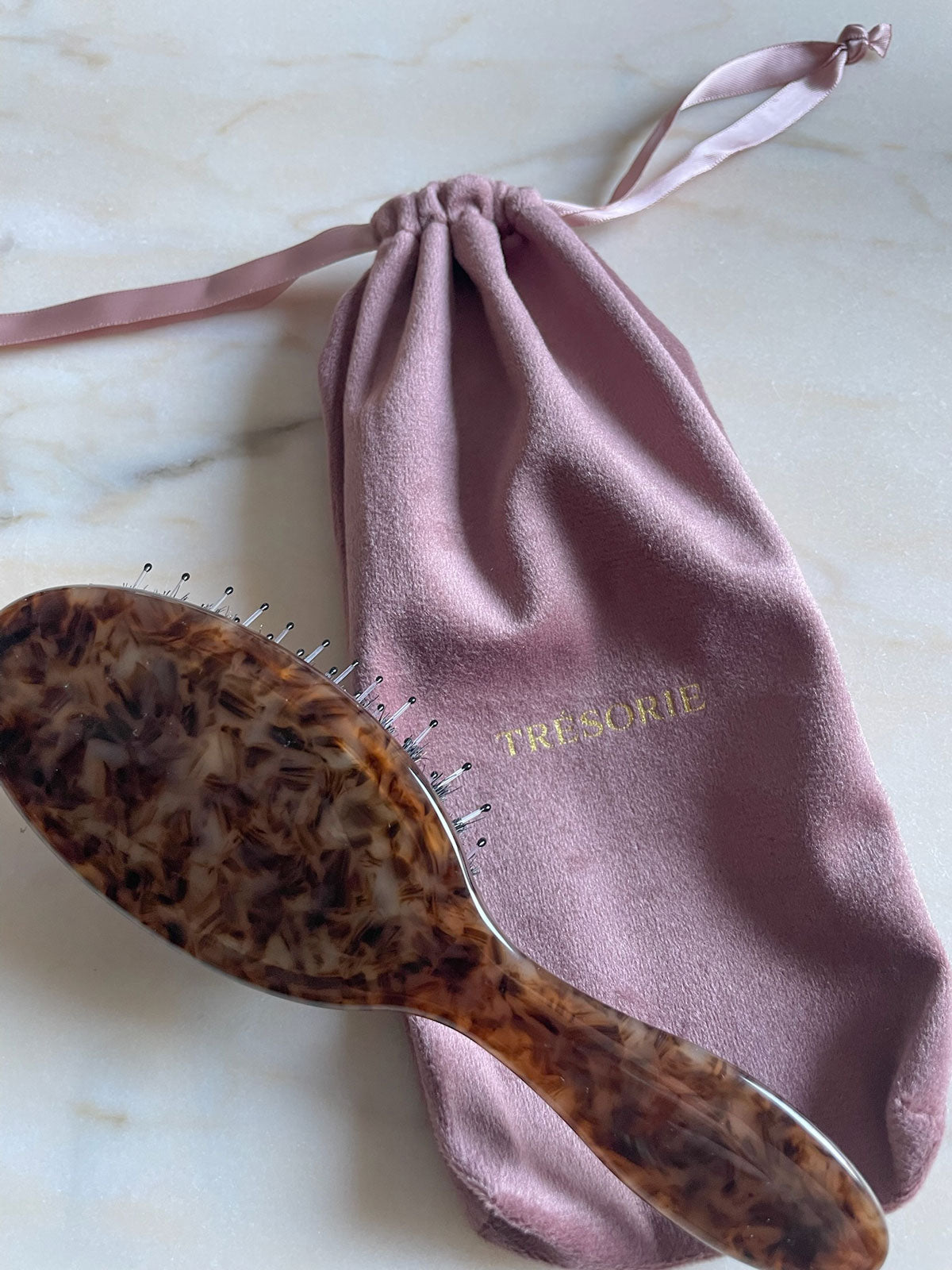 Loyal Hairbrush Compact