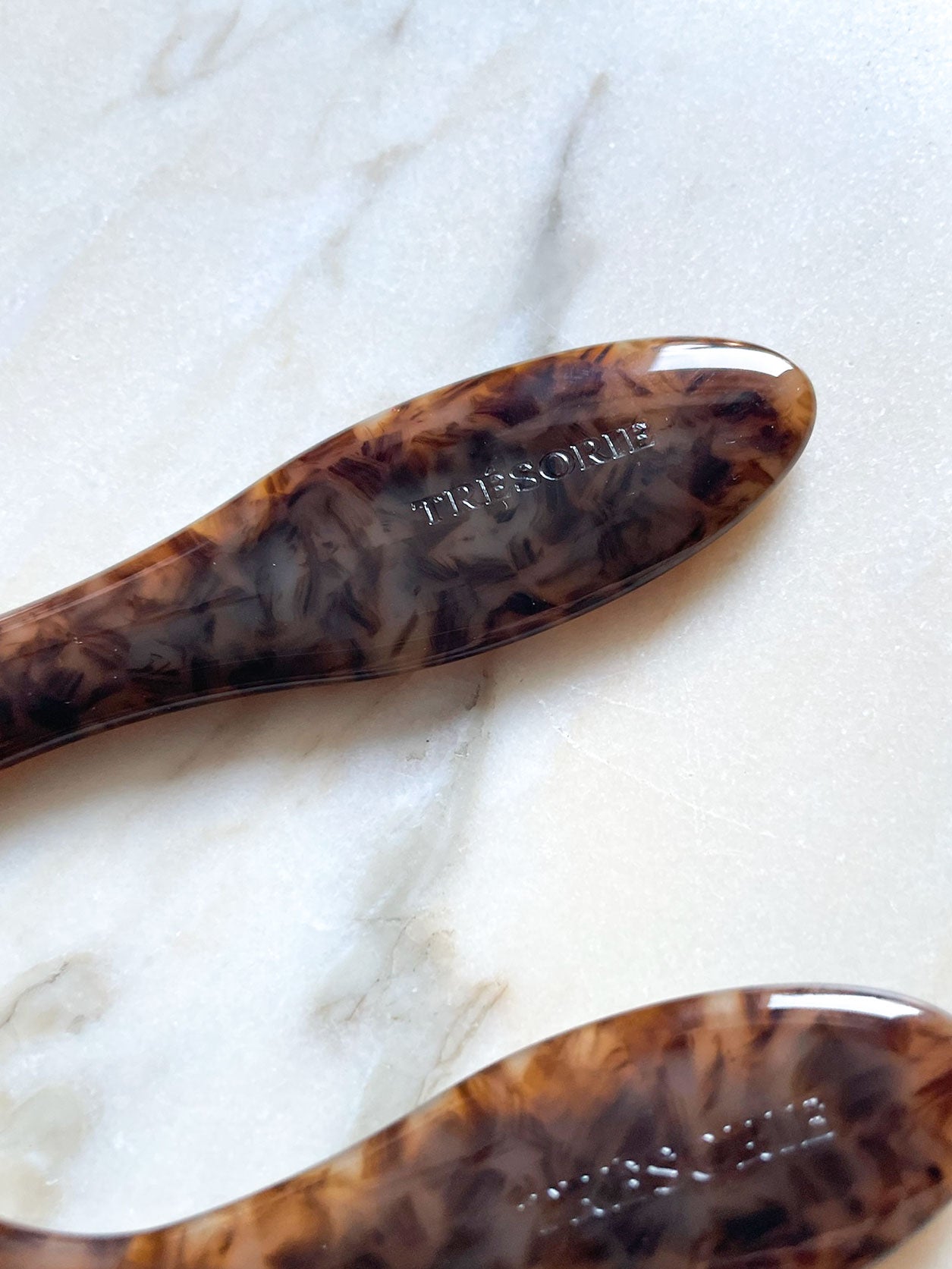 Loyal Hairbrush Compact