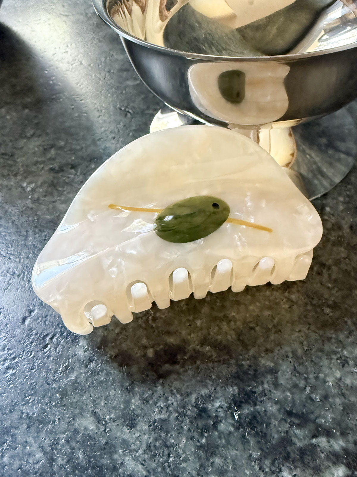 olive claw - tresorie