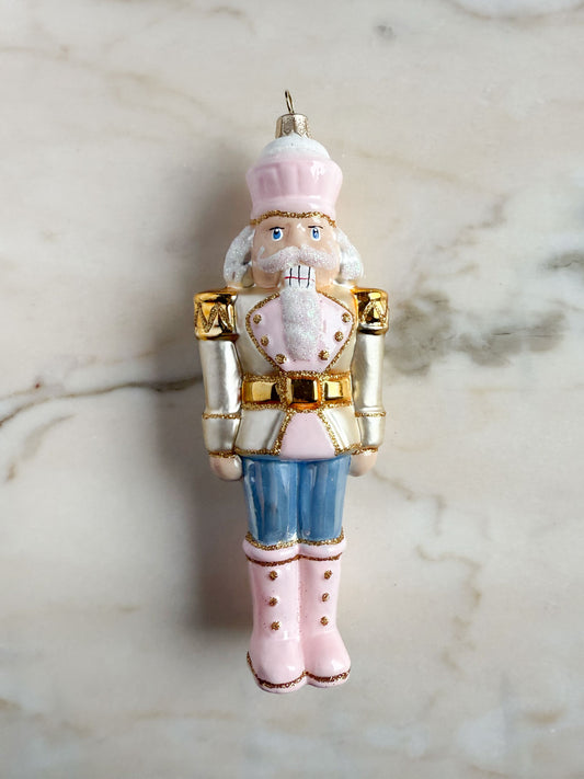 Large nutcracker pink