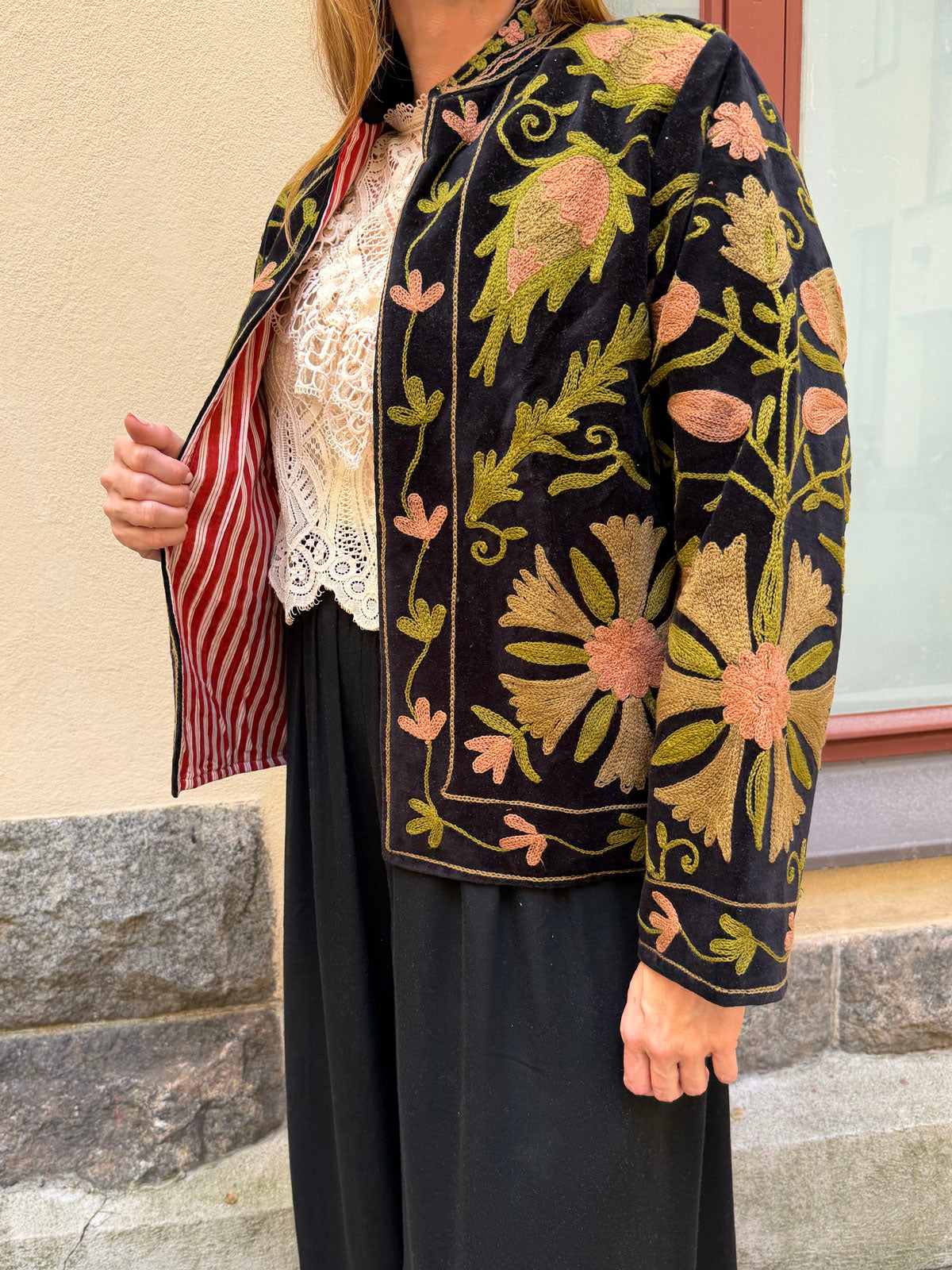 Paloma Velvet Jacket - Black