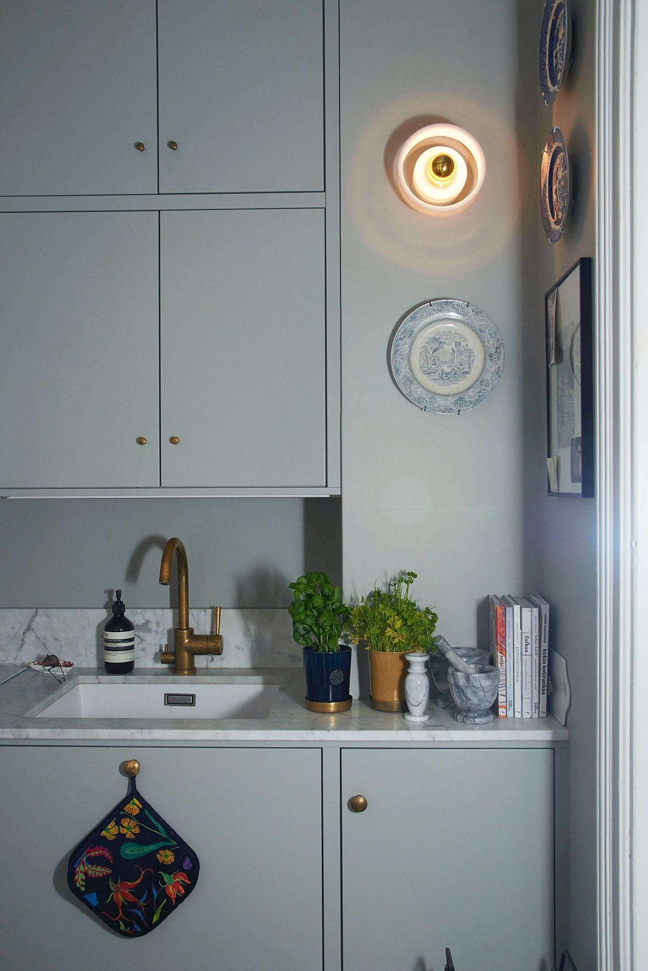 Pretty Corners - Heli Thorén & Elina Simonen - PREORDER!