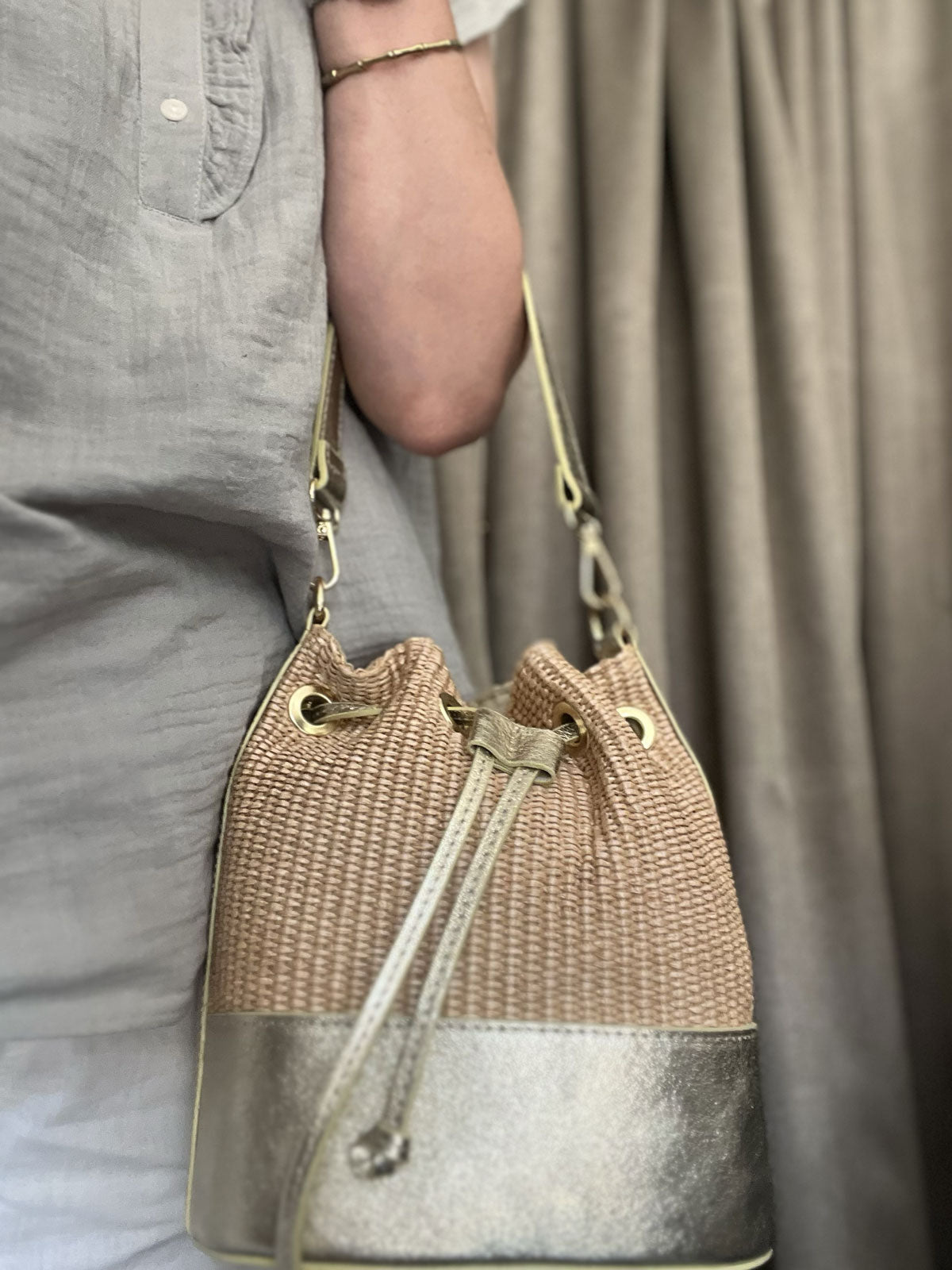 Raffia bag Gold