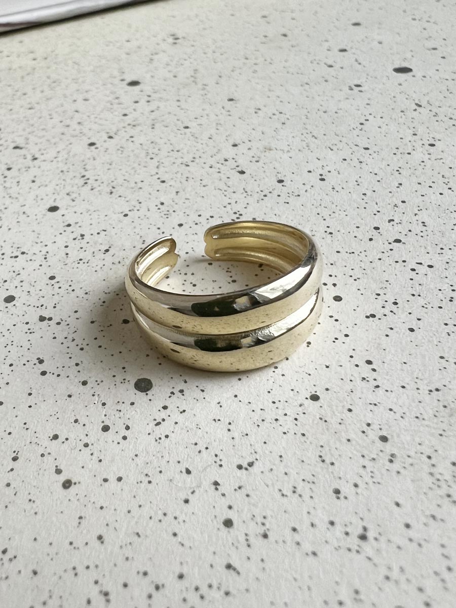 Michelle ring gold